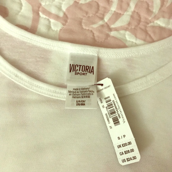 Victoria’s Secret Sports Workout Top - Picture 3 of 3